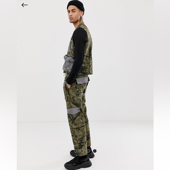 Jaded London Utility pants in camo print with reflective pockets - Picture 2 of 6